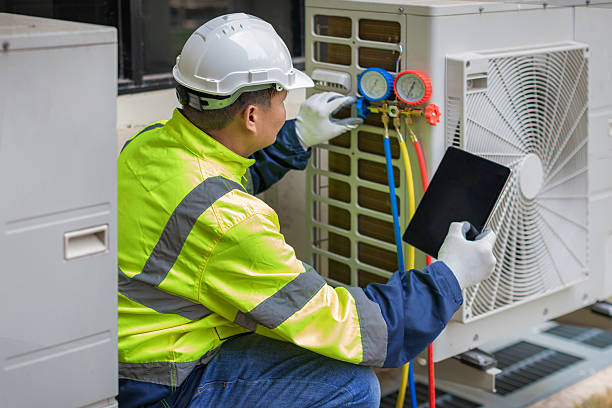 Professional Ductwork Repair technician working in Lewisville, TX